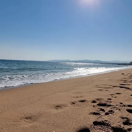 Caresse D'azur - Classe 2 Etoiles Frejus