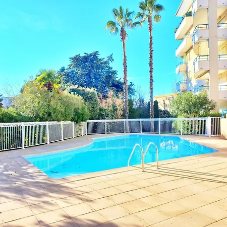 Caresse D'azur - Classe 2 Etoiles Apartment Frejus
