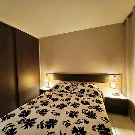 Caresse D'azur - Classe 2 Etoiles * Frejus